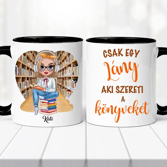 Egyedi bögre – olvasó lány illusztrációval