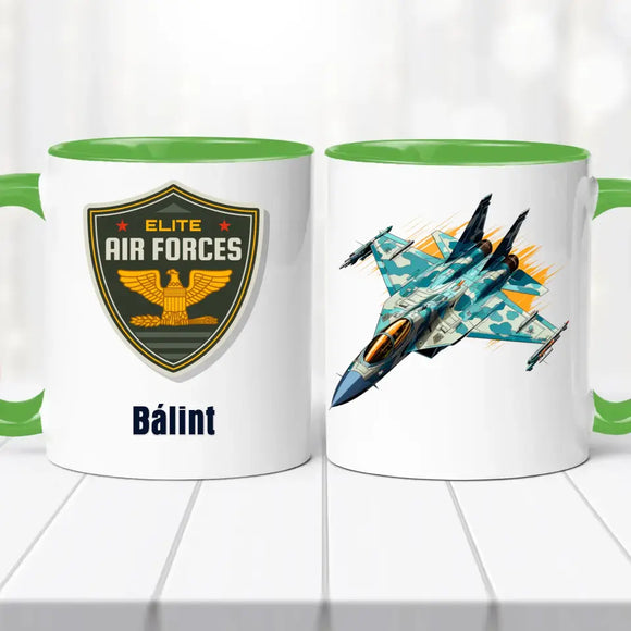 Repülős bögre – névvel és repülő jelekkel