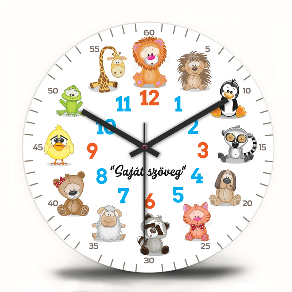 Gyerekszobai falióra safari állatokkal (zsiráf, elefánt, oroszlán), dzsungel levelekkel és egyedi névfelirattal.